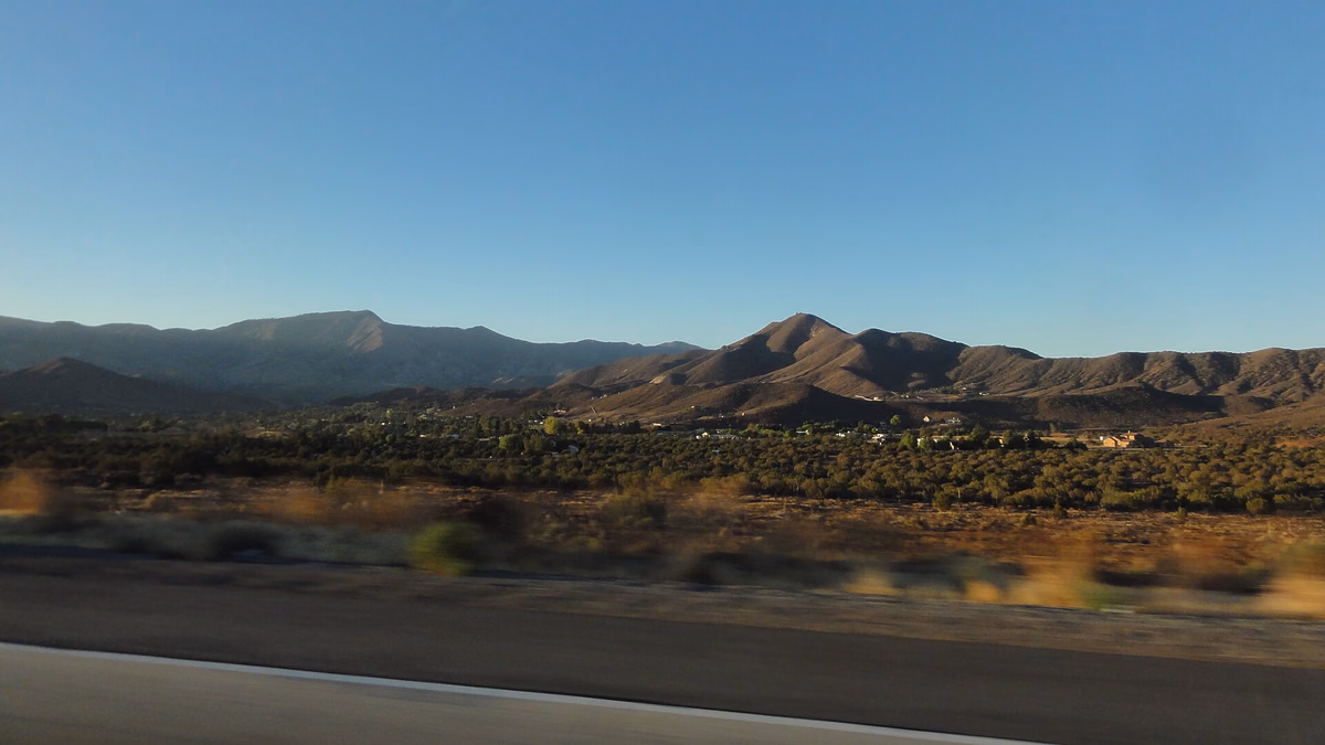 View from CA 14 of Acton and the surrounding valley.