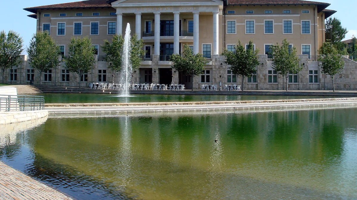 Founders Hall, Soka University of America in Aliso Viejo, California .