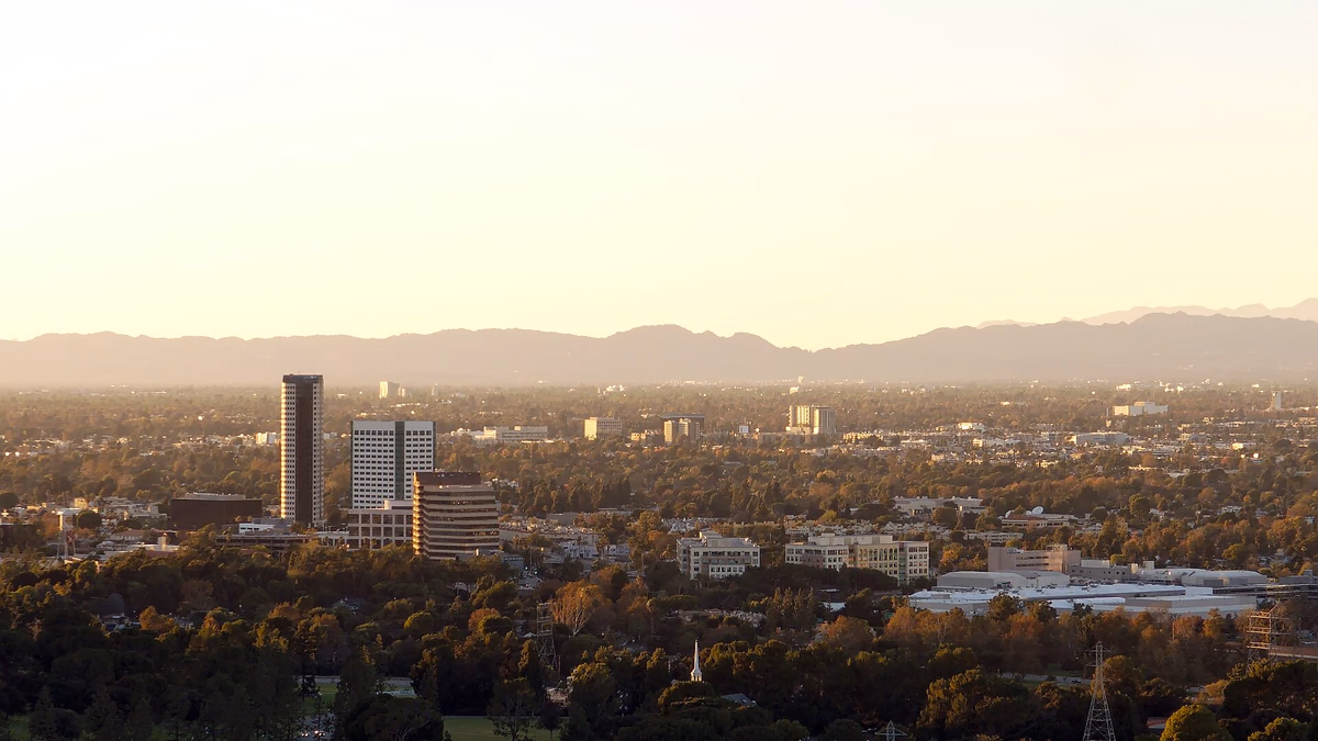 The Burbank media district, view from Griffith Park , with Forest Lawn Memorial Park in the foreground.