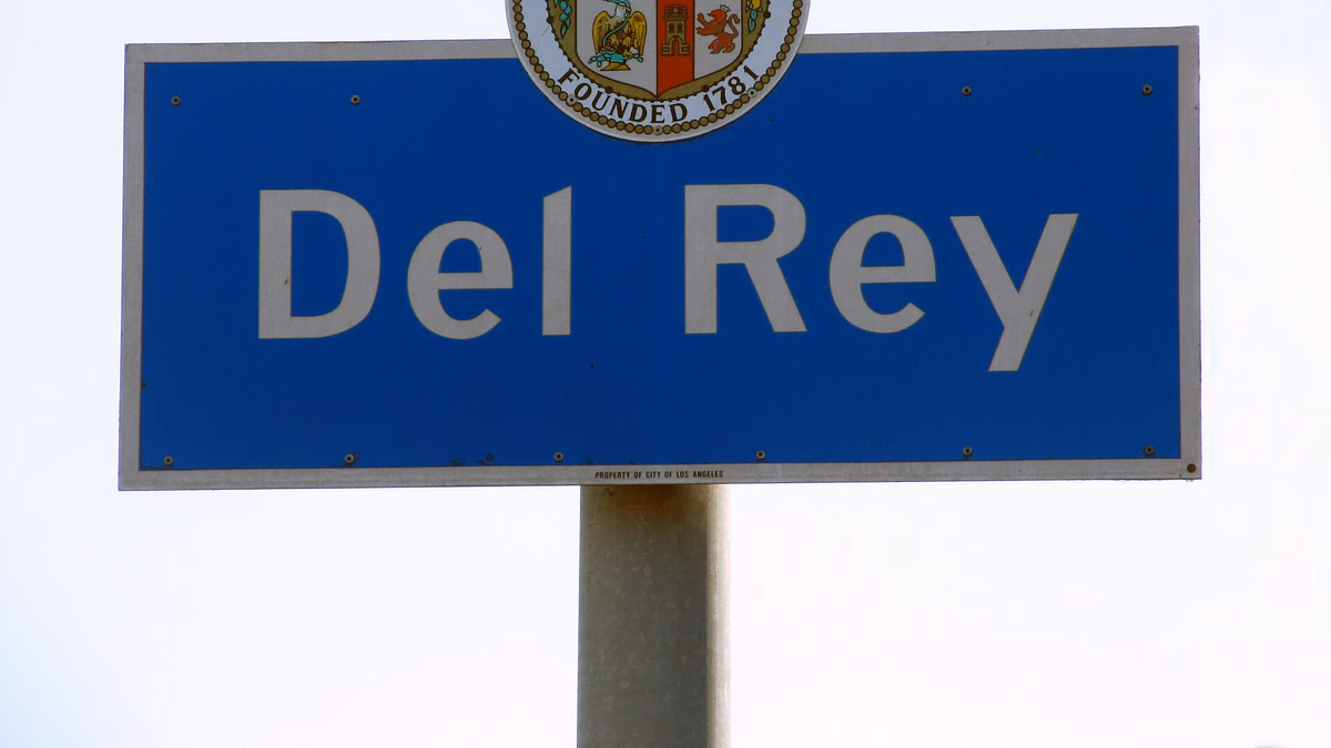 Del Rey signage located 4119 S Centinela Ave (just south of Washington Boulevard)