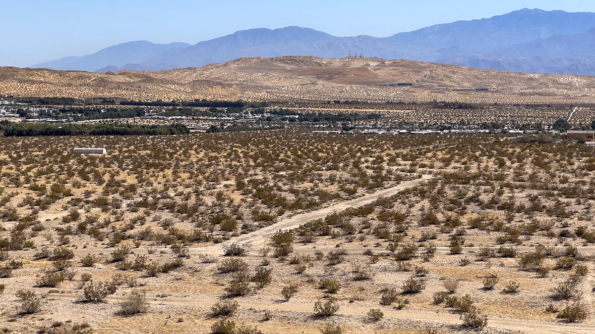 View of Desert Edge, California
