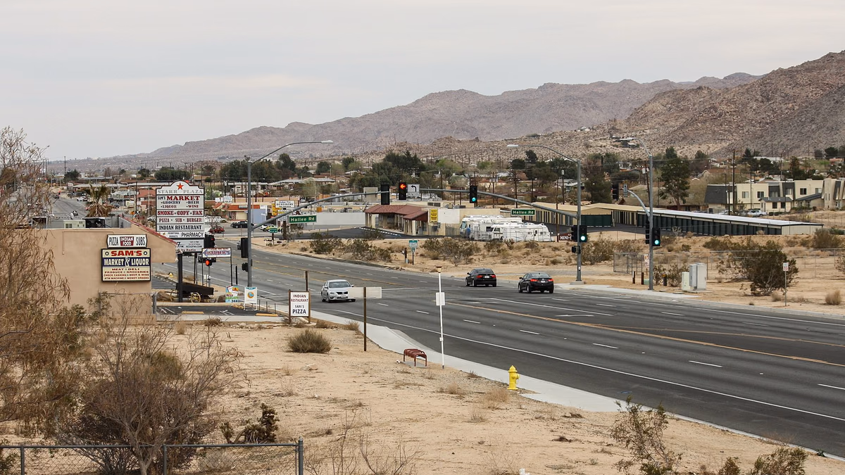 Twentynine Palms Highway (State Route 62) in Joshua Tree, California