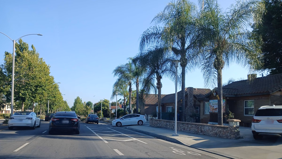 Street-level view in Northeast San Gabriel, California