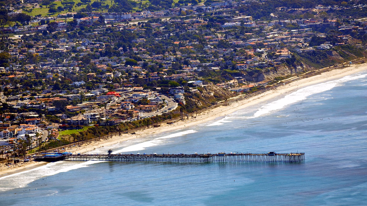 San Clemente CA 10-09-2011 Photo Don Ramey Logan