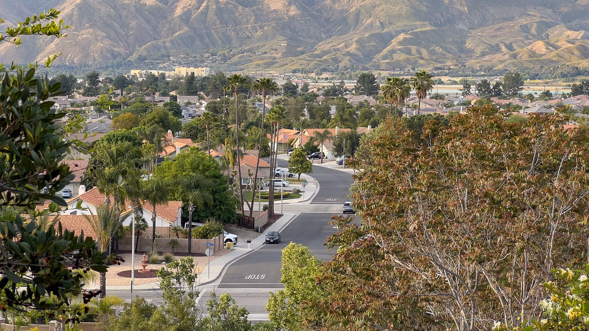 San Jacinto, California neighborhood. San Jacinto Mountains form the backdrop.